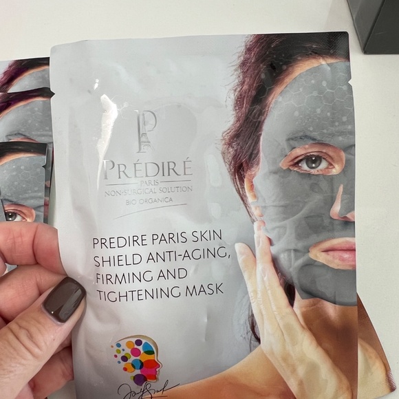 Predire Paris Luxury Skin Tightening Mask Set of 8 NWT/UNOPENED - Picture 2 of 4